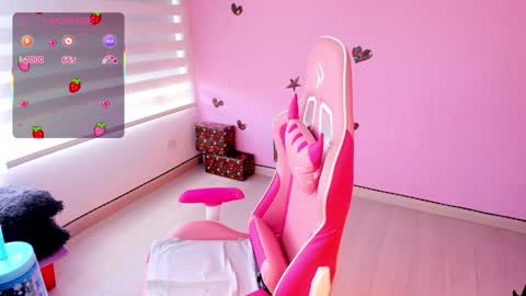 Megan online show from December 13, 8:36 pm