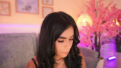 Megan Lowell online show from May 1, 7:07 pm