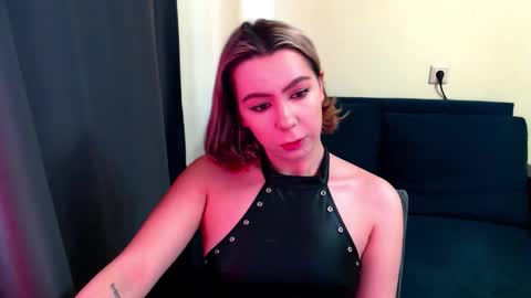 meganluss online show from November 5, 5:18 am