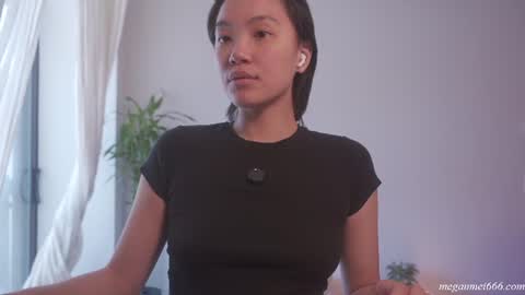 Snapshot of meganmei666 chatting on July 13, 6:00 pm for more 3 online show from July 13, 6:00 pm