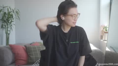 Snapshot of meganmei666 chatting on July 26, 4:25 pm for more 3 online show from July 26, 4:25 pm