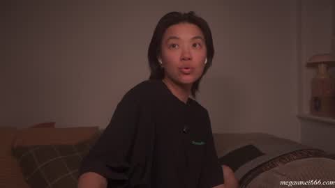 Snapshot of meganmei666 chatting on August 2, 3:38 am for more 3 online show from August 2, 3:38 am