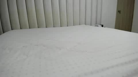 Snapshot of meganmir1 chatting on June 8, 12:47 am meganmir1 online show from June 8, 12:47 am