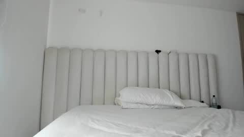 Snapshot of meganmir1 chatting on June 15, 5:59 pm meganmir1 online show from June 15, 5:59 pm