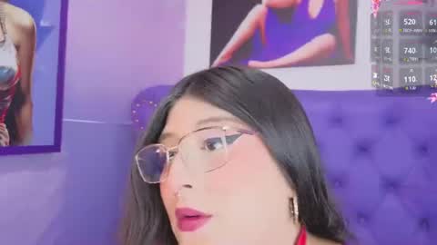Snapshot of megann__up chatting on June 20, 12:25 am Megan online show from June 20, 12:25 am