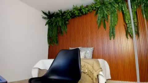 Megan online show from November 24, 2:06 pm