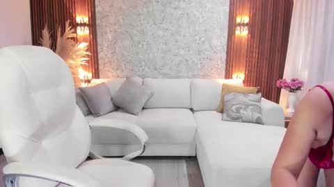 Megan  online show from December 17, 7:31 pm