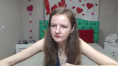 Snapshot of meganpirs chatting on March 31, 6:03 am MeganPirs online show from March 31, 6:03 am