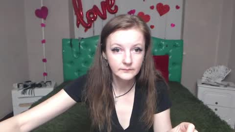 Snapshot of meganpirs chatting on May 8, 7:19 pm MeganPirs online show from May 8, 7:19 pm