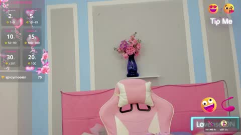 Snapshot of meganqueen2 chatting on February 26, 3:19 pm Megan Queen online show from February 26, 3:19 pm