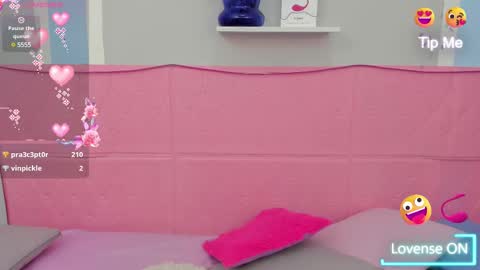 Snapshot of meganqueen2 chatting on March 7, 10:10 pm Megan Queen online show from March 7, 10:10 pm