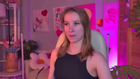 Snapshot of meganrodgers chatting on June 19, 5:50 pm megan online show from June 19, 5:50 pm