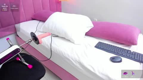 Megan  online show from November 1, 8:33 pm