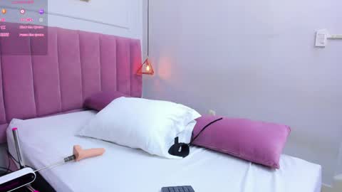 Megan  online show from April 28, 7:30 pm