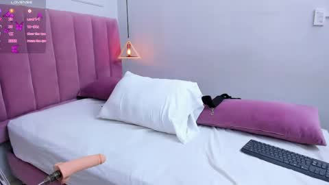 Megan  online show from April 30, 7:53 pm