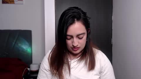  MEGAN  online show from November 27, 4:03 am