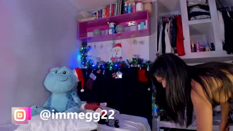 Megan online show from December 7, 9:17 am