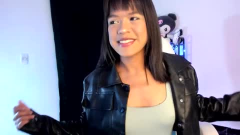 Snapshot of meganthompsonn chatting on January 13, 4:29 am Megan online show from January 13, 4:29 am