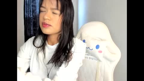 Megan online show from June 19, 12:20 pm