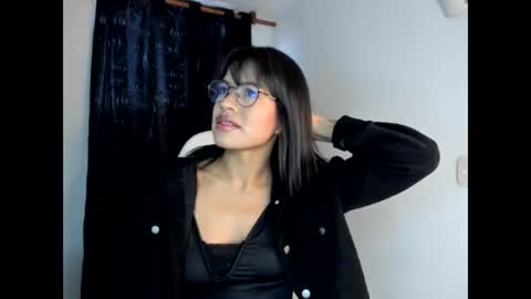 Megan online show from July 1, 11:01 am