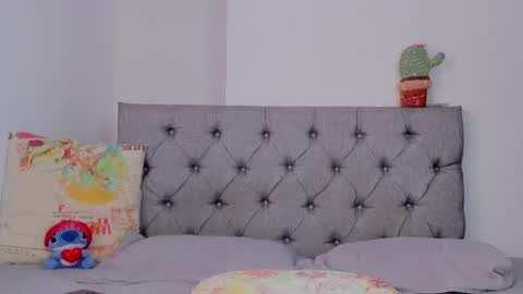 Snapshot of meganysammy chatting on May 27, 7:11 pm megansammy online show from May 27, 7:11 pm