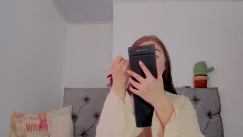 Snapshot of meganysammy chatting on June 10, 7:24 pm megansammy online show from June 10, 7:24 pm