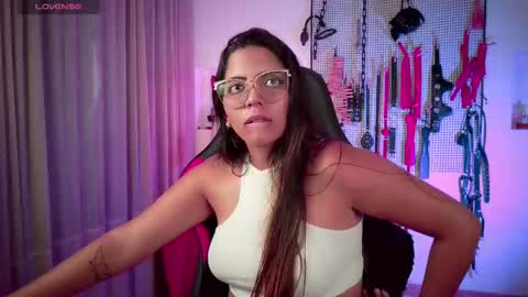 Snapshot of meggan_greey chatting on September 9, 9:14 pm Your best slave online show from September 9, 9:14 pm