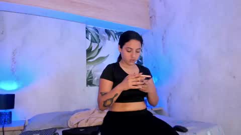 MEGGY MAE online show from July 29, 12:25 pm