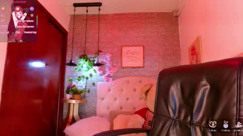 Meghan online show from March 4, 3:01 am