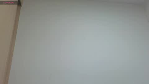 Snapshot of meghan_taylor__ chatting on May 21, 11:23 pm Meghan online show from May 21, 11:23 pm