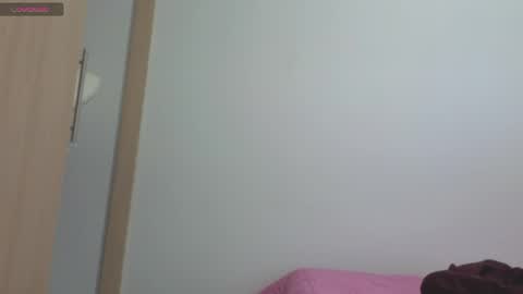 Snapshot of meghan_taylor__ chatting on June 4, 11:55 pm Meghan online show from June 4, 11:55 pm