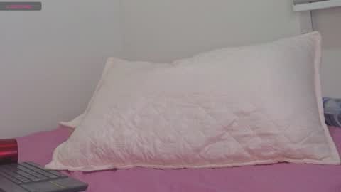 Snapshot of meghan_taylor__ chatting on July 10, 1:10 am Meghan online show from July 10, 1:10 am