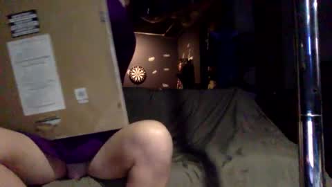 Snapshot of meghanhanx chatting on December 8, 1:35 am meghan online show from December 8, 1:35 am