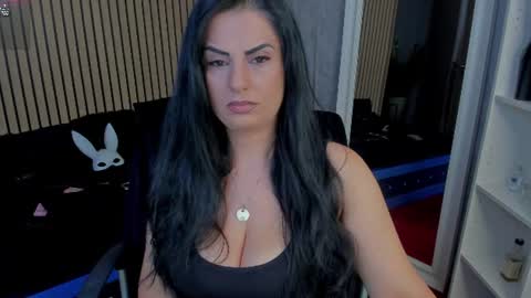Miss Meghan or MM    online show from July 13, 11:35 am