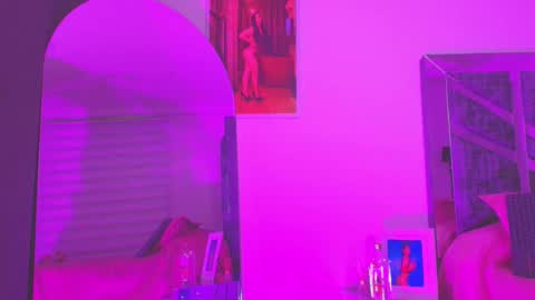 meghann_sweet online show from September 12, 12:22 am