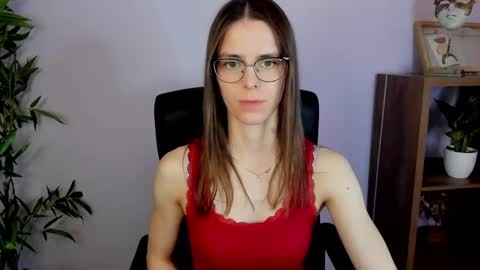 Snapshot of megi_erotic chatting on March 9, 10:30 am Megi online show from March 9, 10:30 am