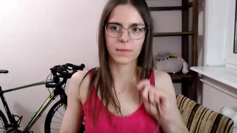 Snapshot of megi_erotic chatting on December 14, 7:40 pm Megi online show from December 14, 7:40 pm