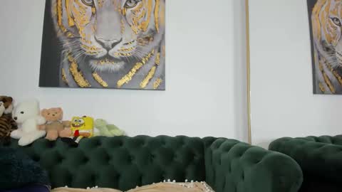 megpalmer online show from February 3, 9:42 pm