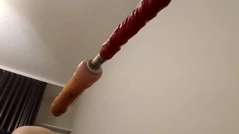 meheriuk68 online show from December 16, 2:27 am