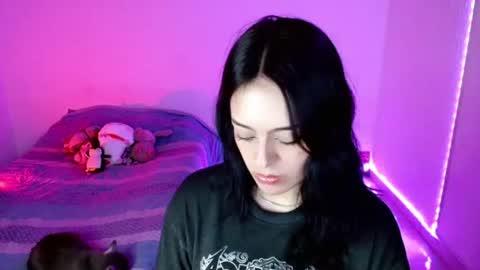 Snapshot of mei04_ chatting on July 9, 12:04 am Melissa online show from July 9, 12:04 am