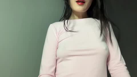 Mei online show from June 10, 5:45 pm