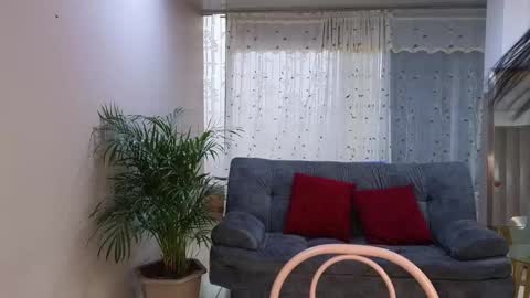 Snapshot of mei_naughtycat chatting on March 3, 7:06 pm Mei online show from March 3, 7:06 pm