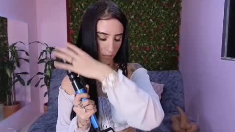 Mei online show from March 12, 8:26 pm