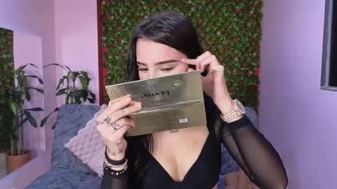 Mei online show from March 15, 8:26 pm