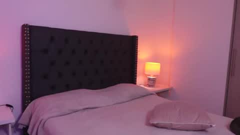 Snapshot of meiis_ chatting on March 8, 4:56 am meiis3 online show from March 8, 4:56 am