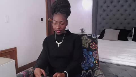 Snapshot of meilybarbie chatting on October 24, 7:54 pm meilybarbie online show from October 24, 7:54 pm