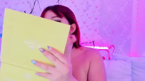 Snapshot of meimurasaki86 chatting on June 23, 9:40 am meimurasakii online show from June 23, 9:40 am