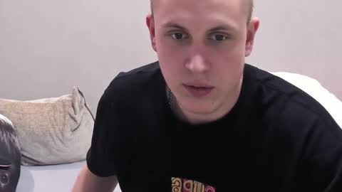 mel__lisa online show from February 12, 2:23 pm