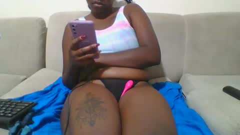 pretty online show from March 2, 6:19 pm