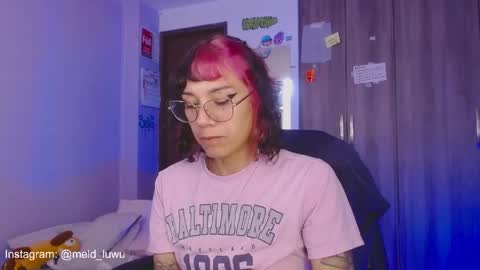 Snapshot of mel_dahlia chatting on May 10, 10:15 pm Melissa - - Please help me to reach 100 thumbs up online show from May 10, 10:15 pm